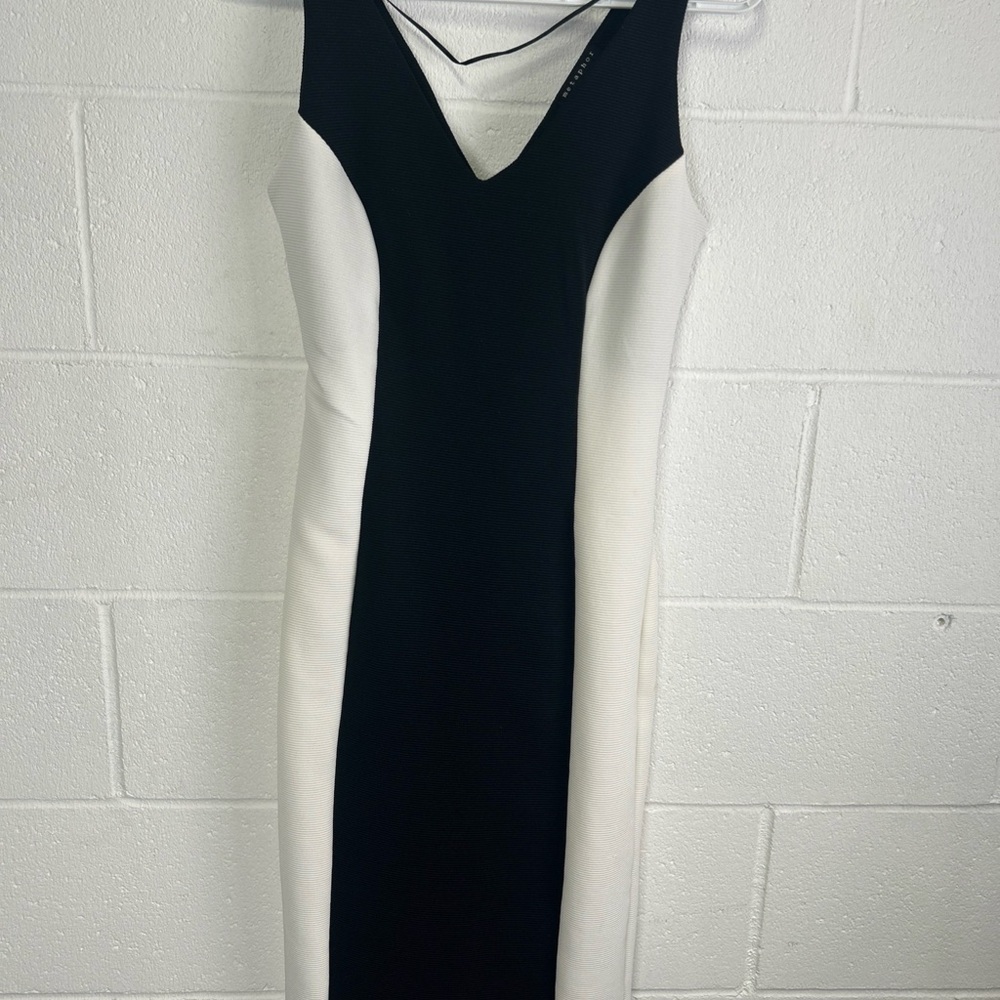 Metaphor Black and White Sheath Dress V-neck Sleeveless